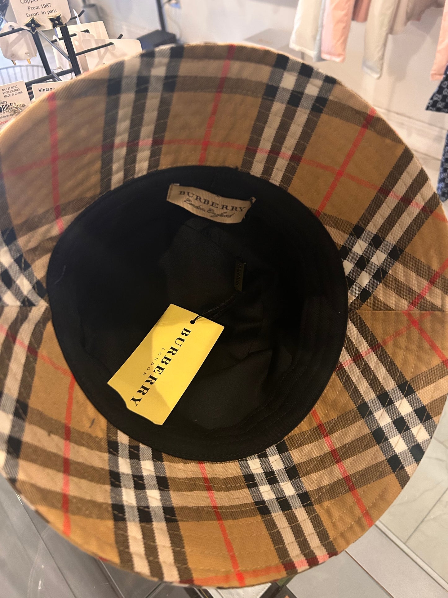 HAT