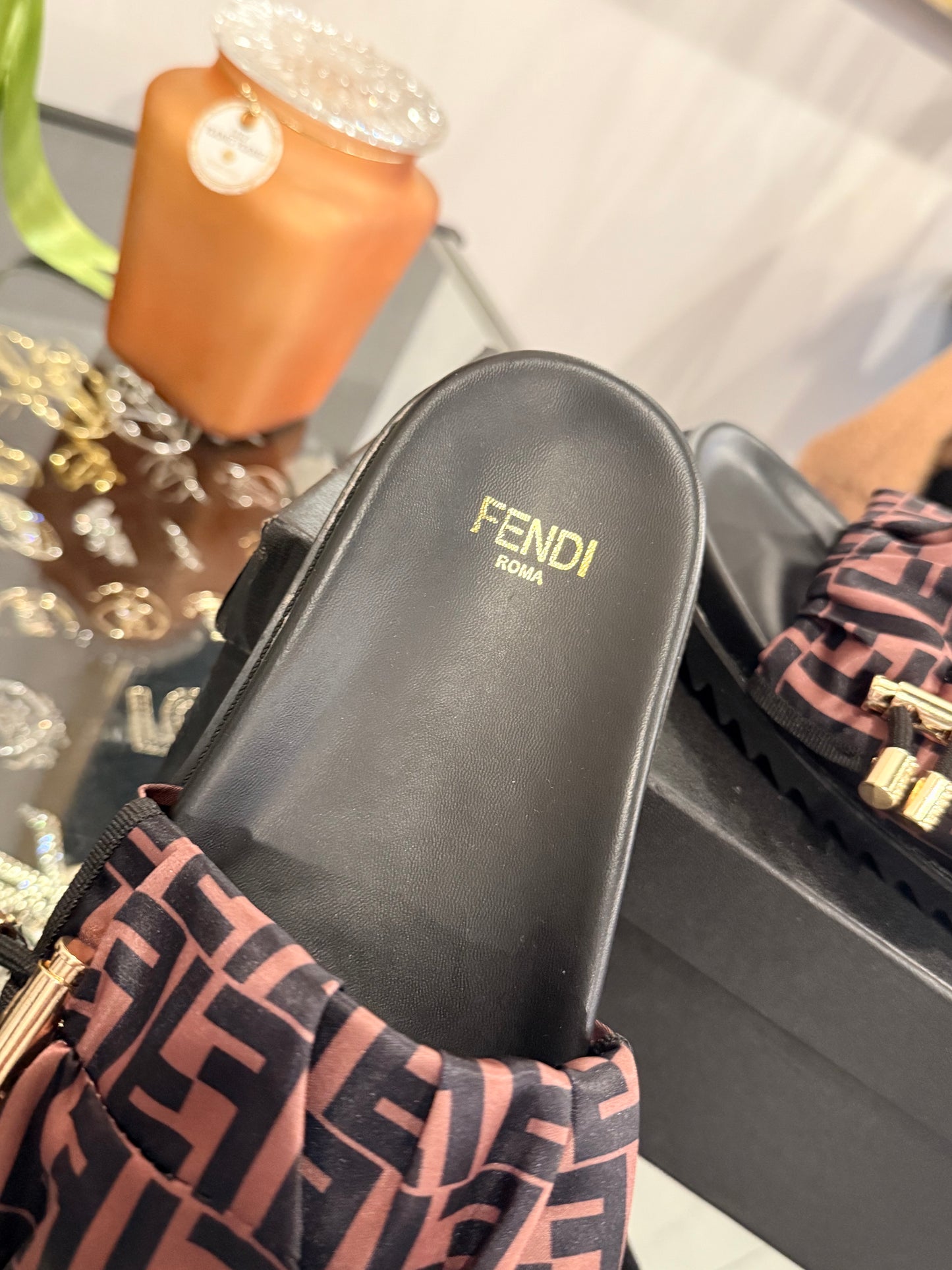 F SANDALS