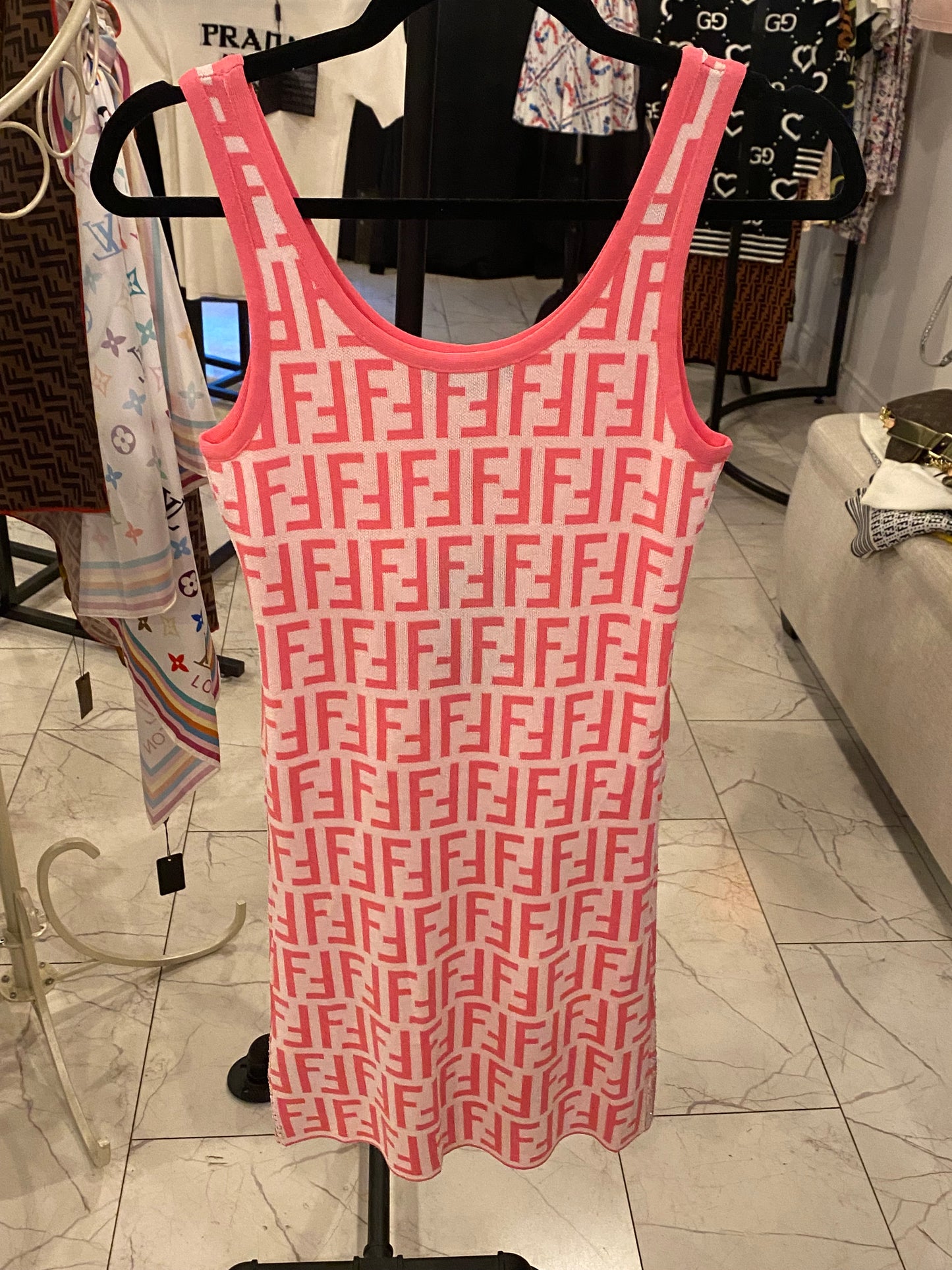 DRESS