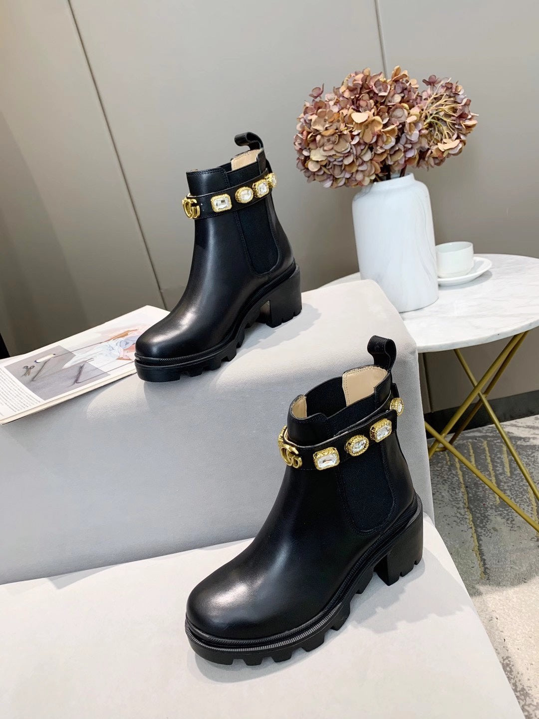 G BOOTS