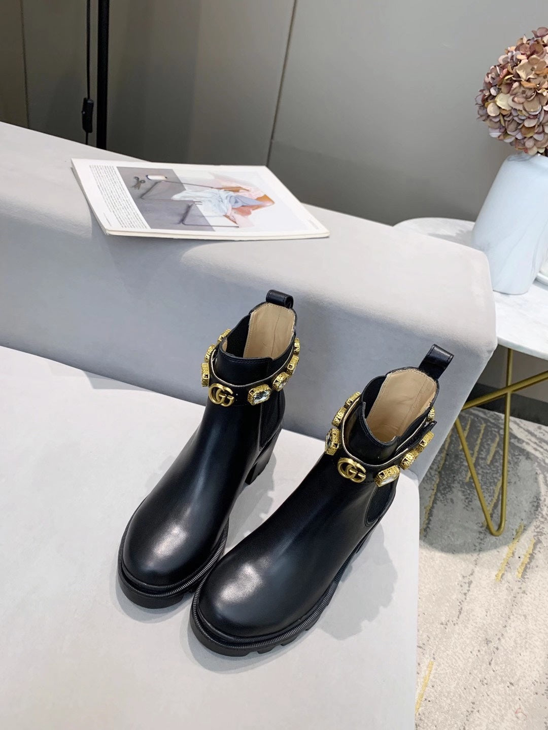 G BOOTS