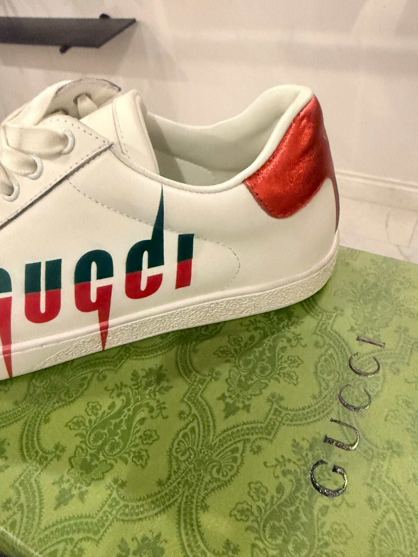 G SNEAKERS