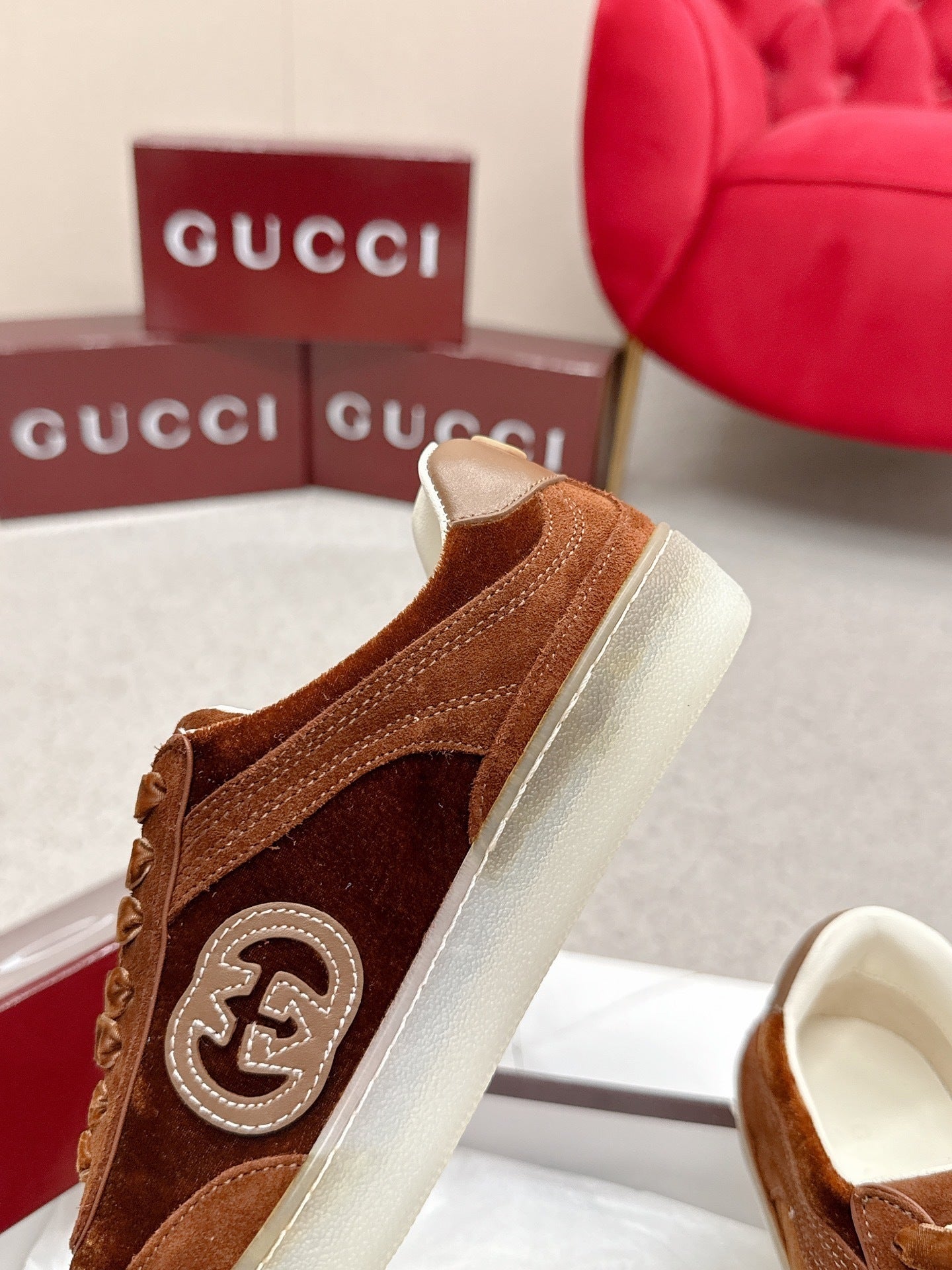 G SNEAKERS ( PRE ORDER)