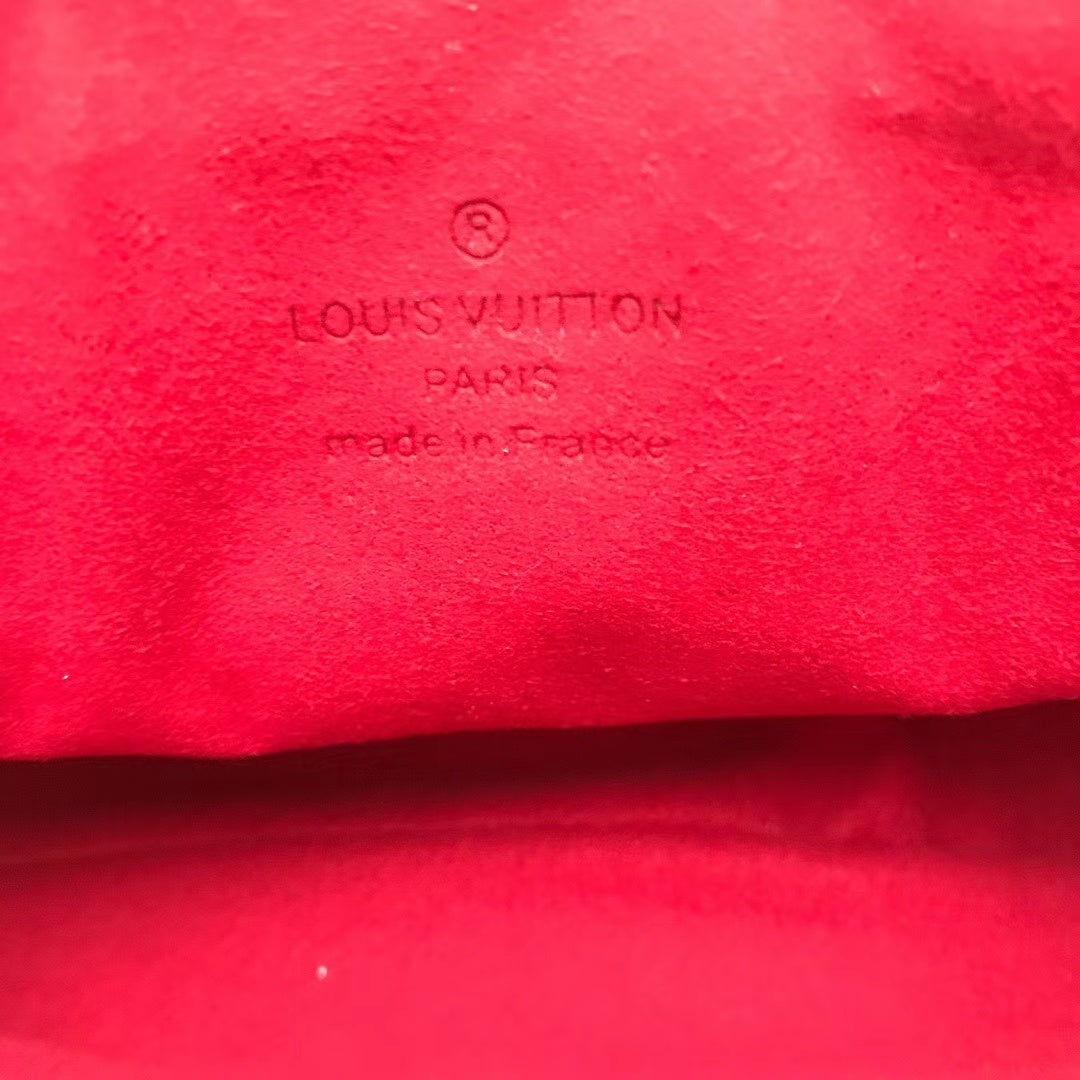 L BAG