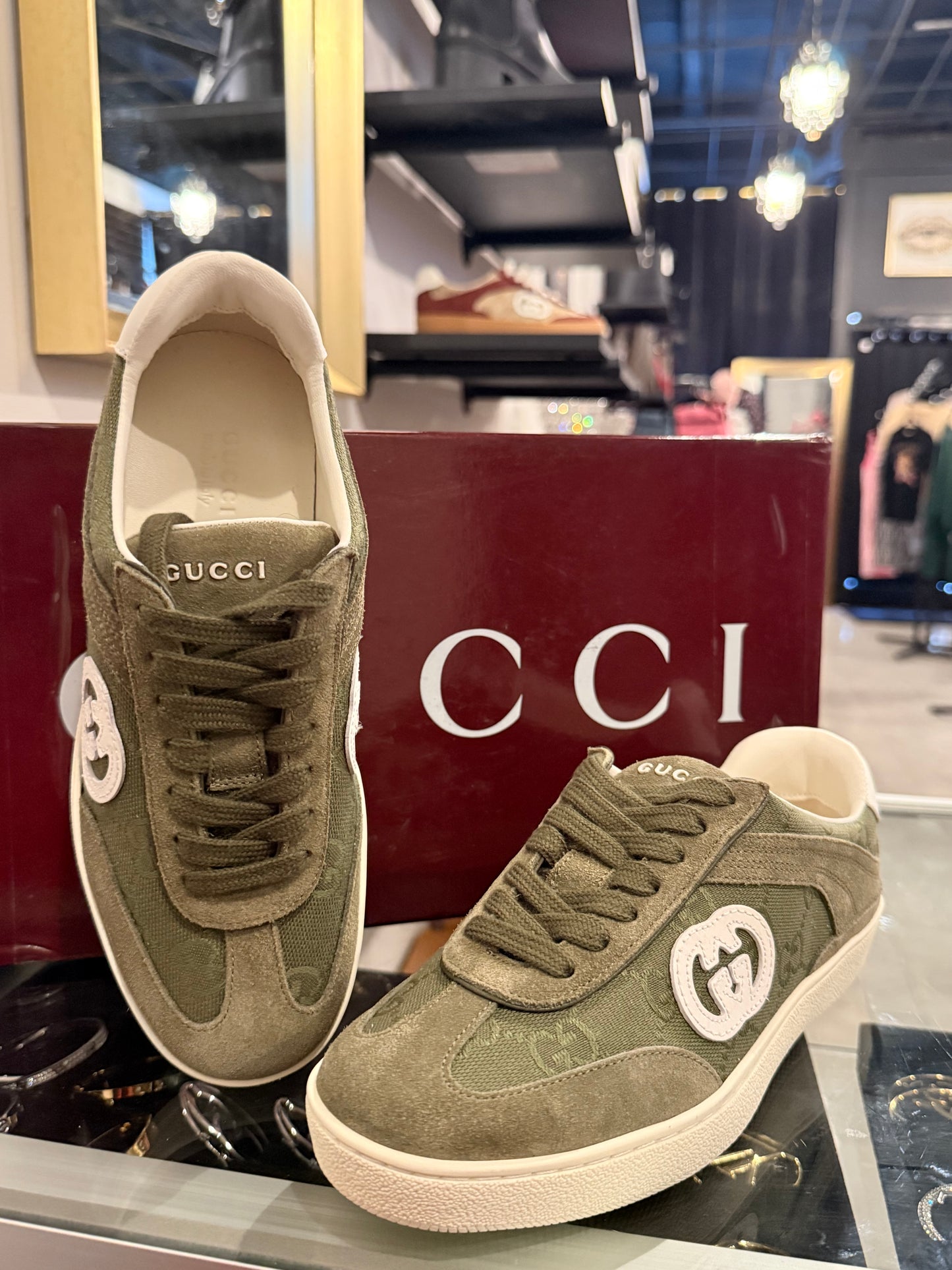 G SNEAKERS