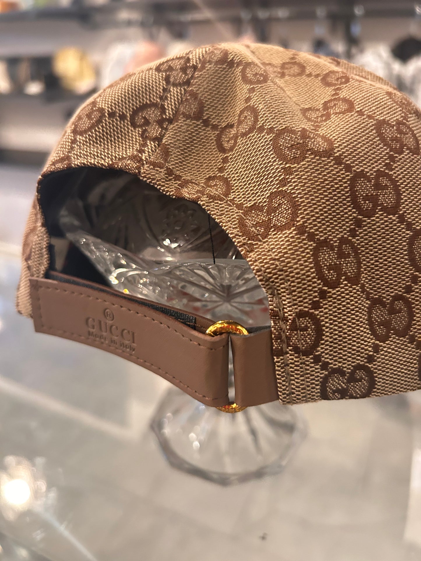 HAT