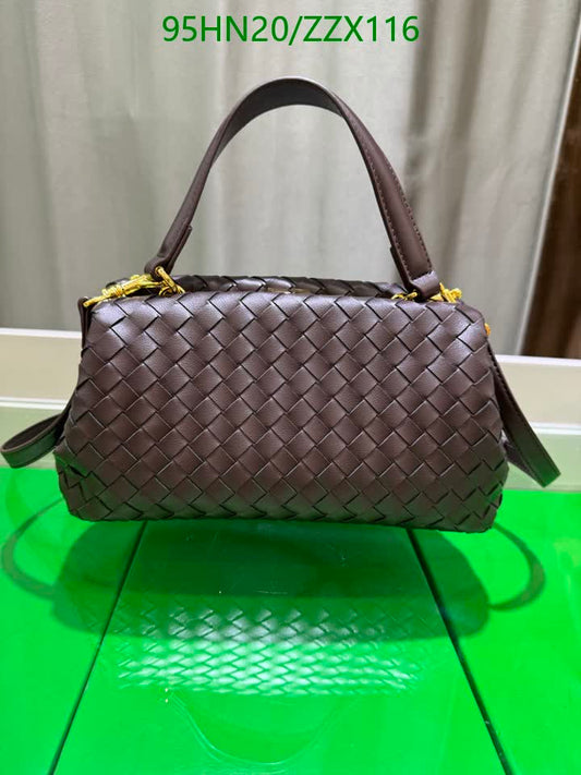 B BAG