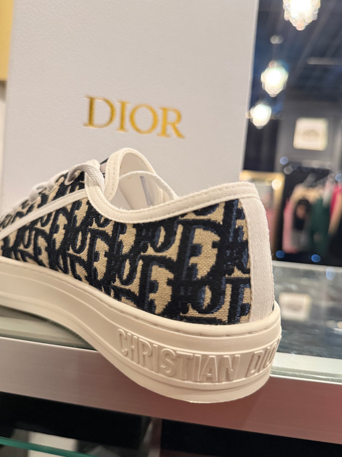 G SNEAKERS