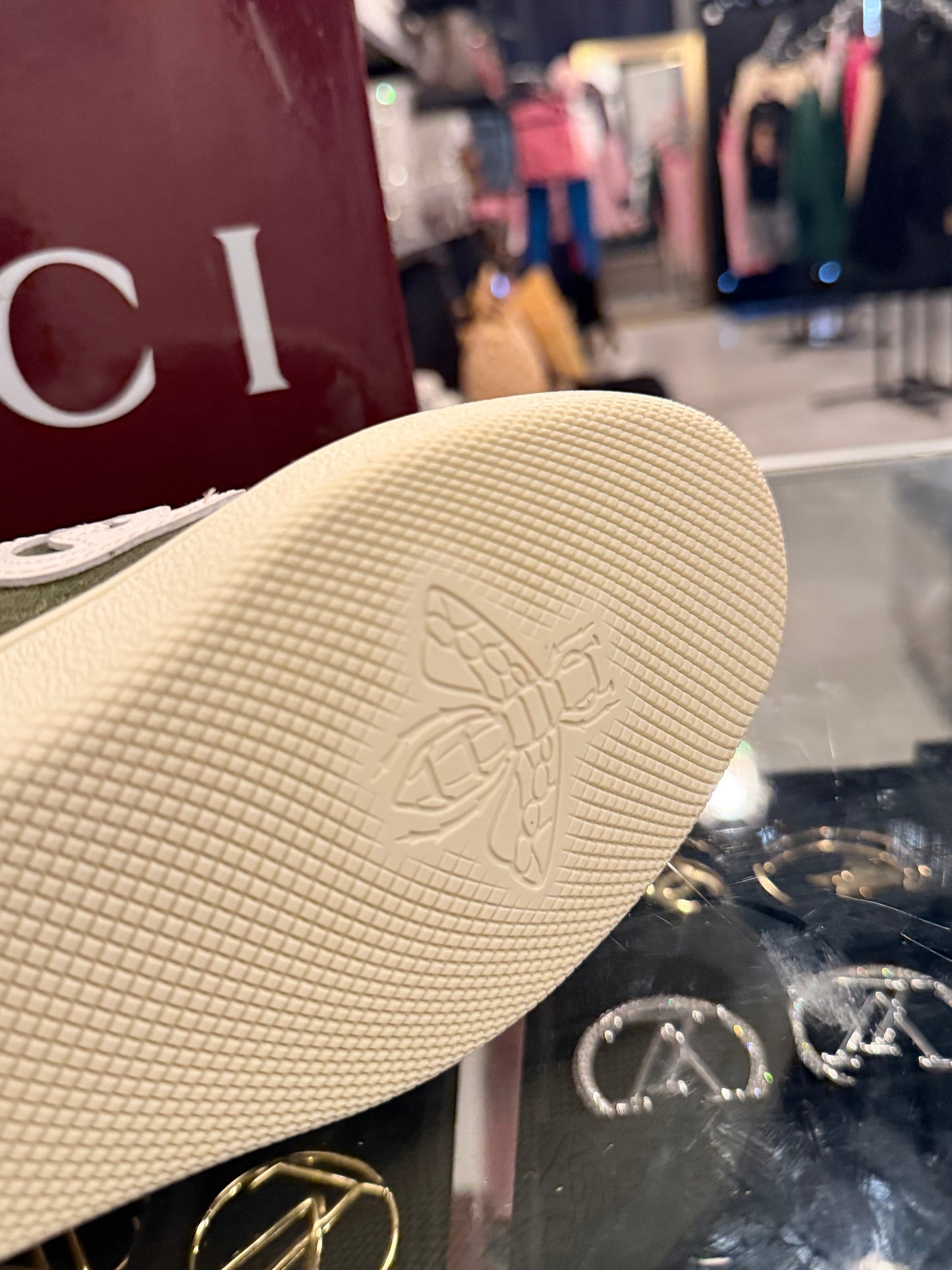G SNEAKERS