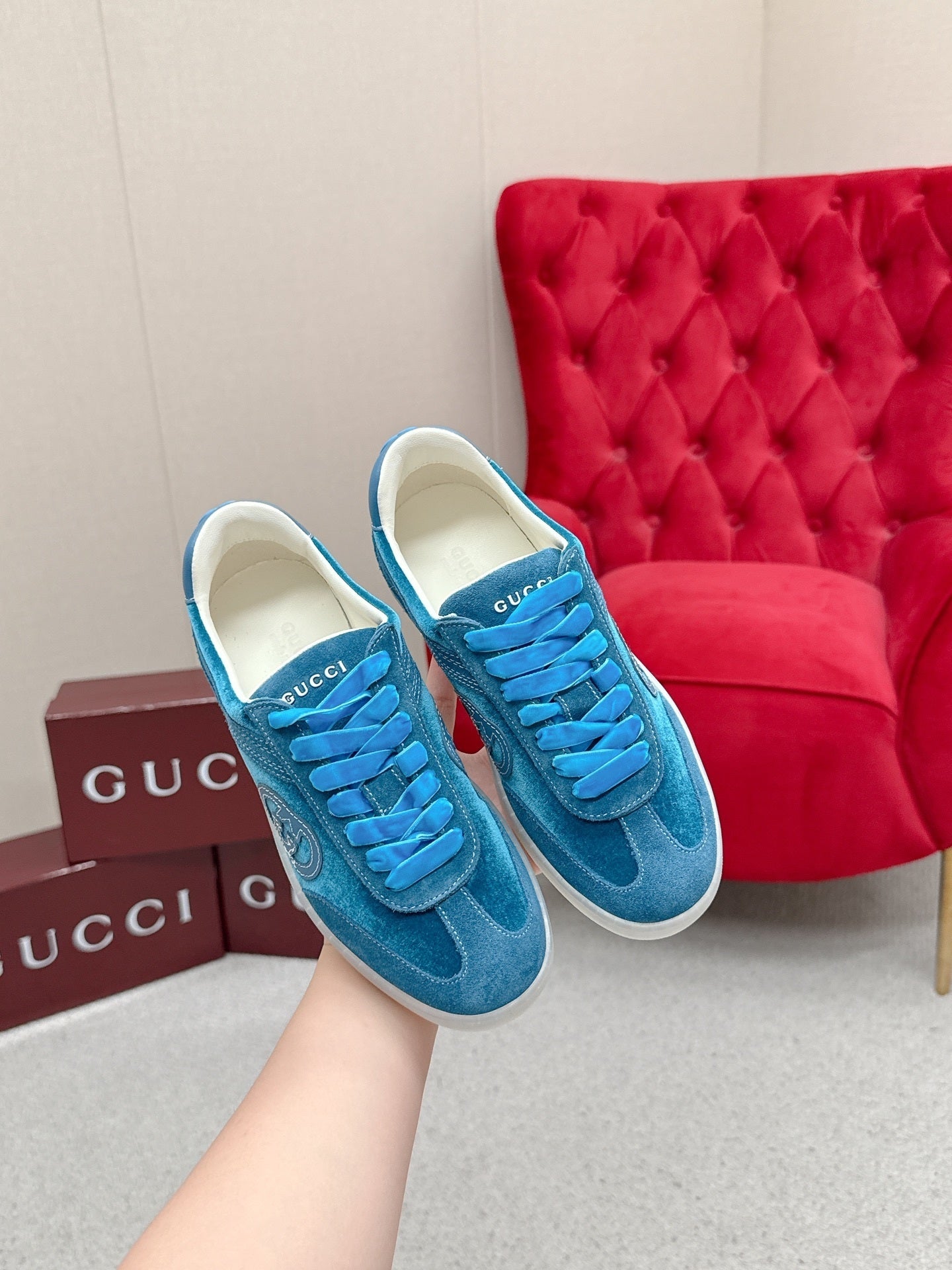 G SNEAKERS ( PRE ORDER)