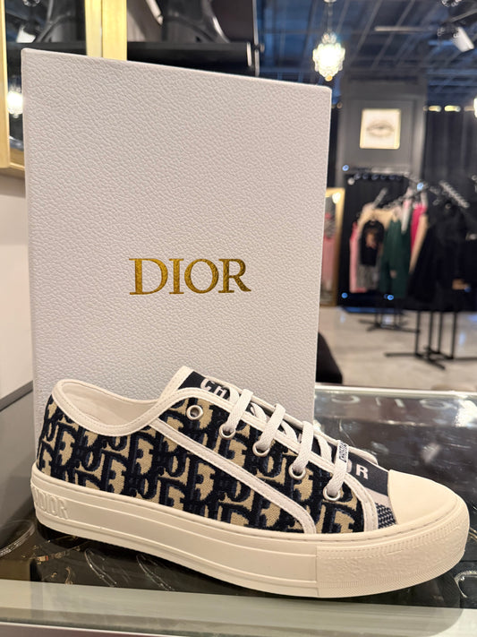 G SNEAKERS