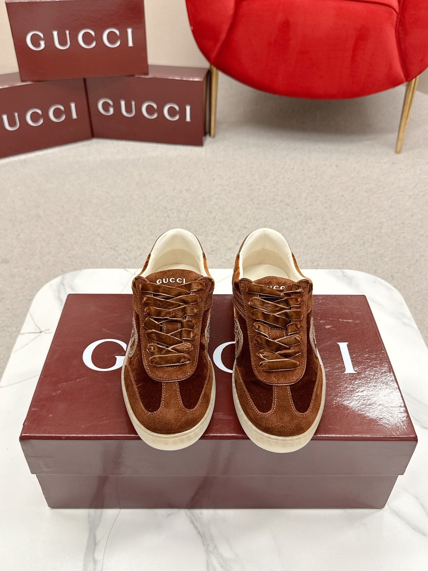 G SNEAKERS ( PRE ORDER)