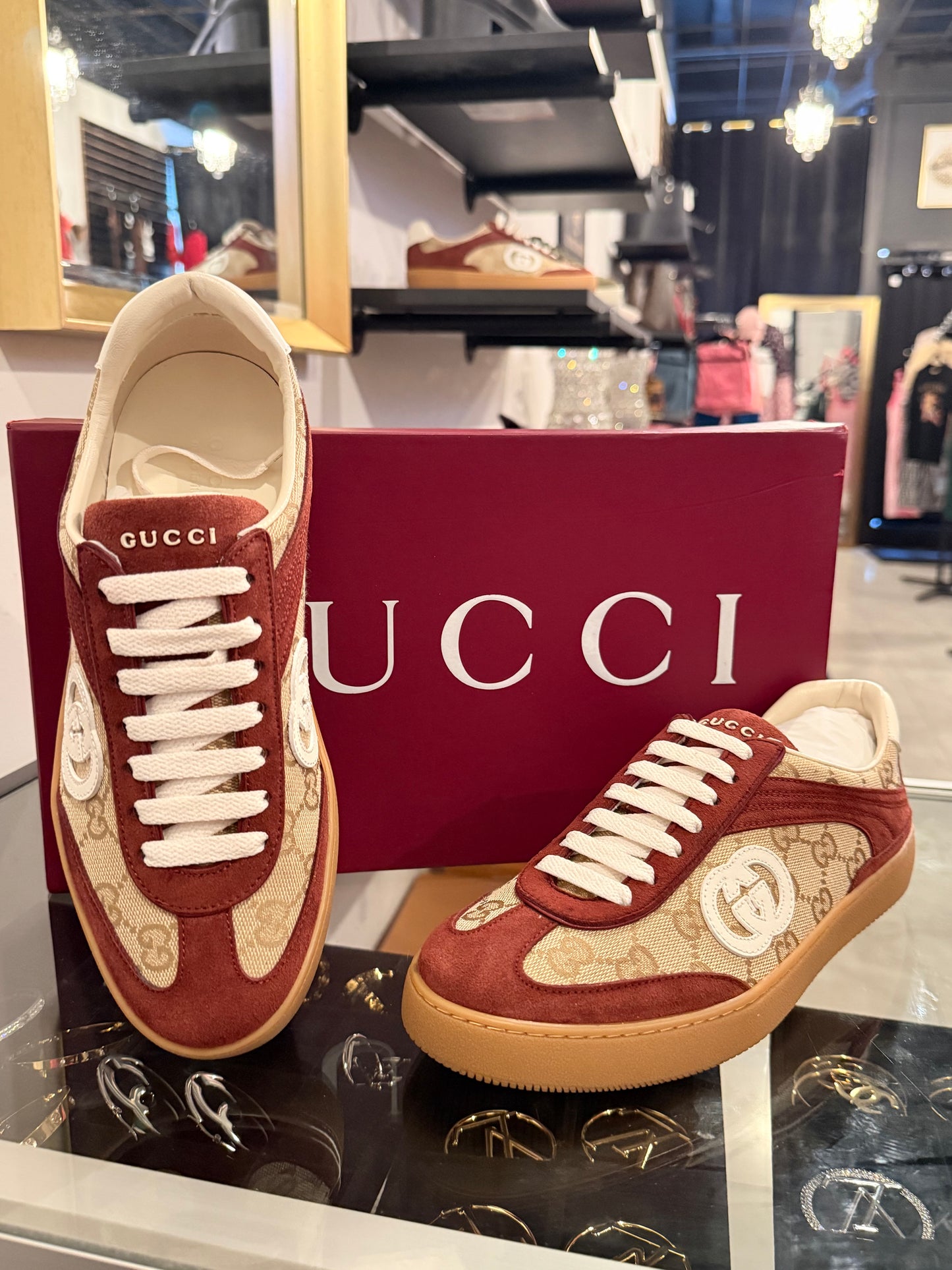 G SNEAKERS