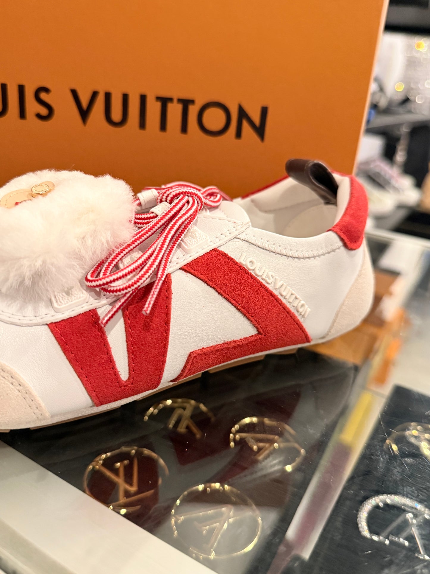 L SNEAKERS