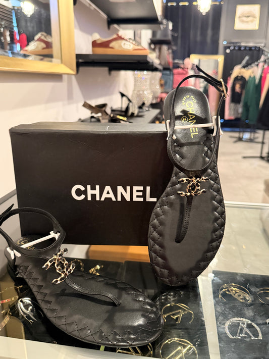 C SANDALS