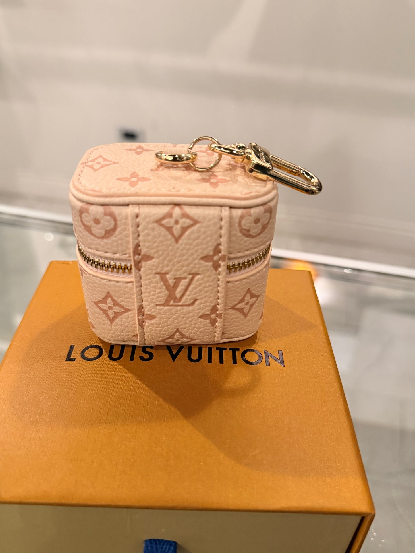 WALLET/CARDHOLDER