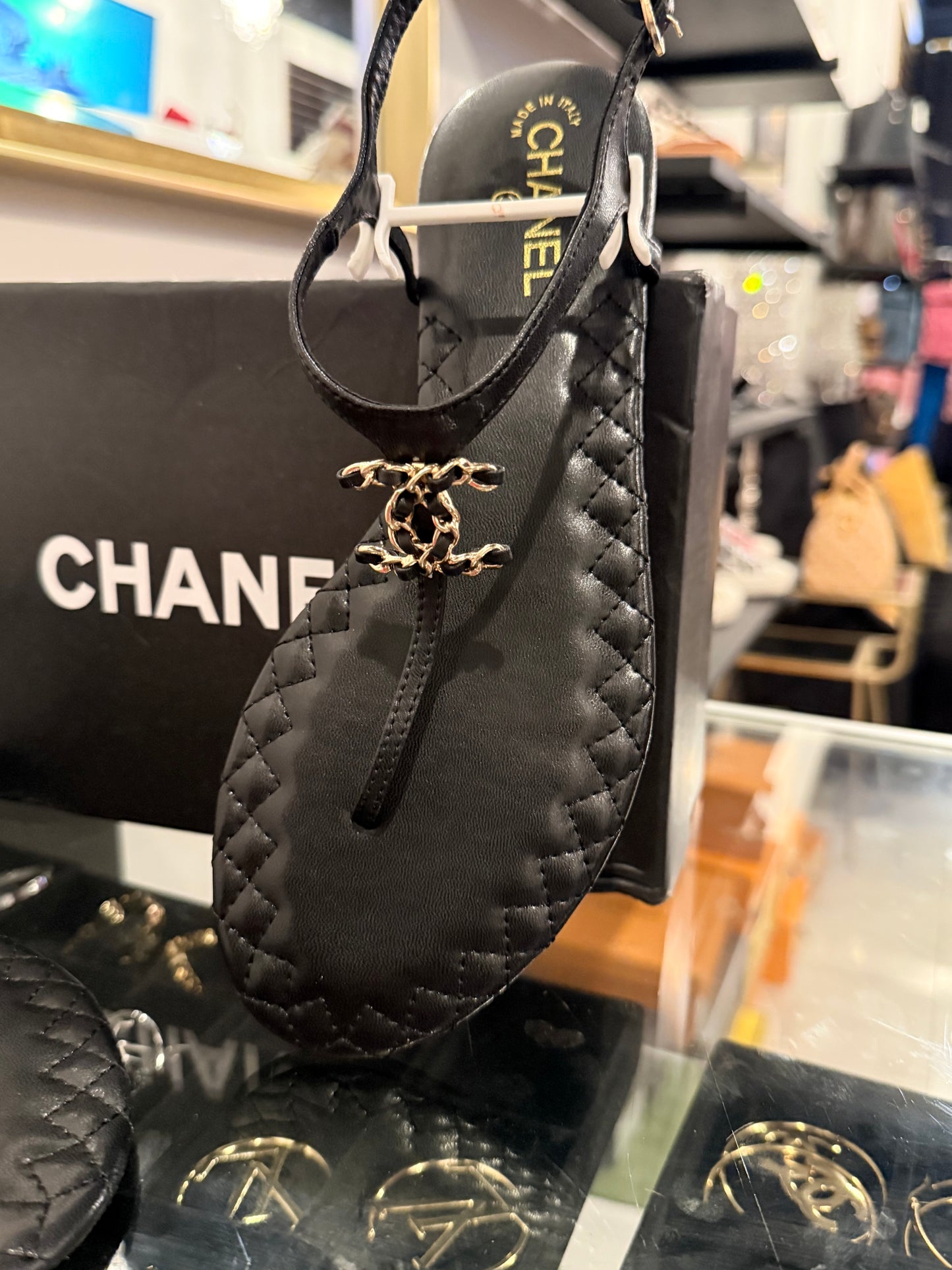 C SANDALS