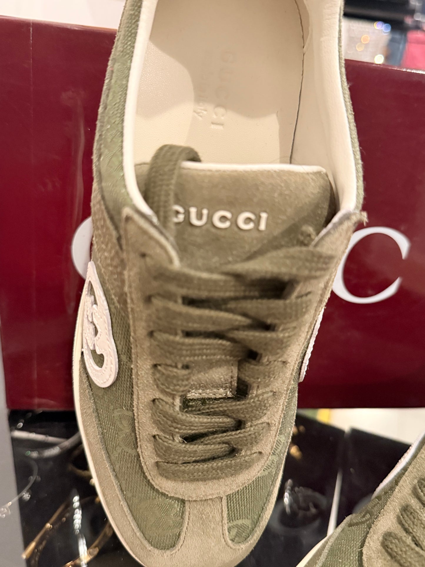 G SNEAKERS