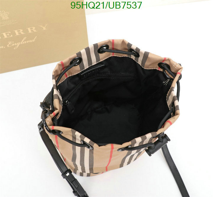 B BAG