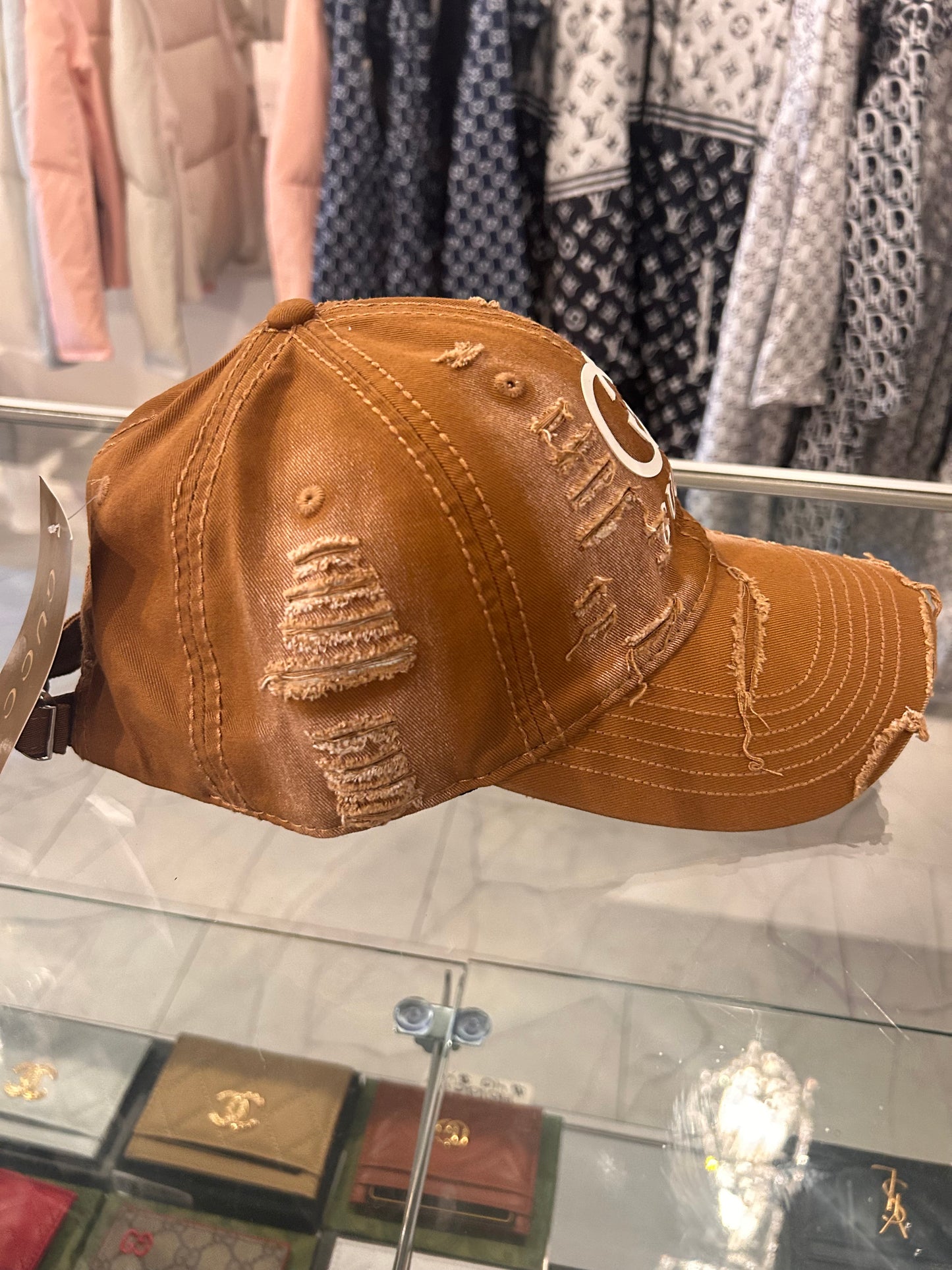 HAT