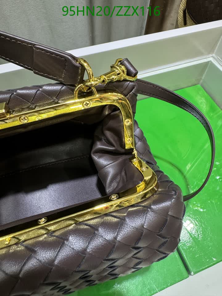 B BAG