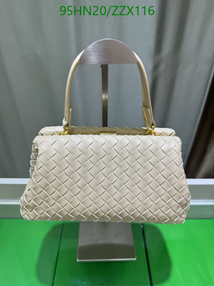 B BAG