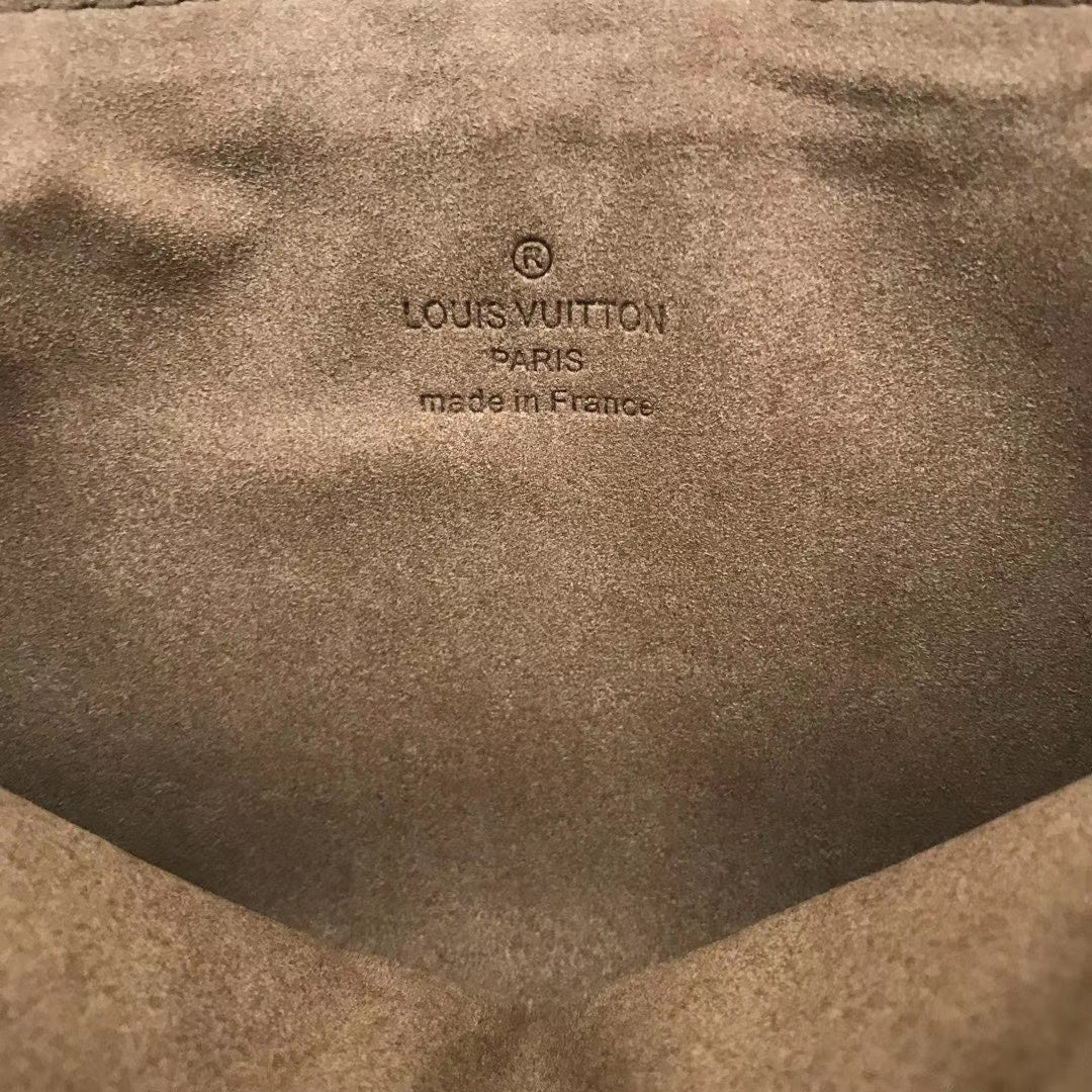 L BAG