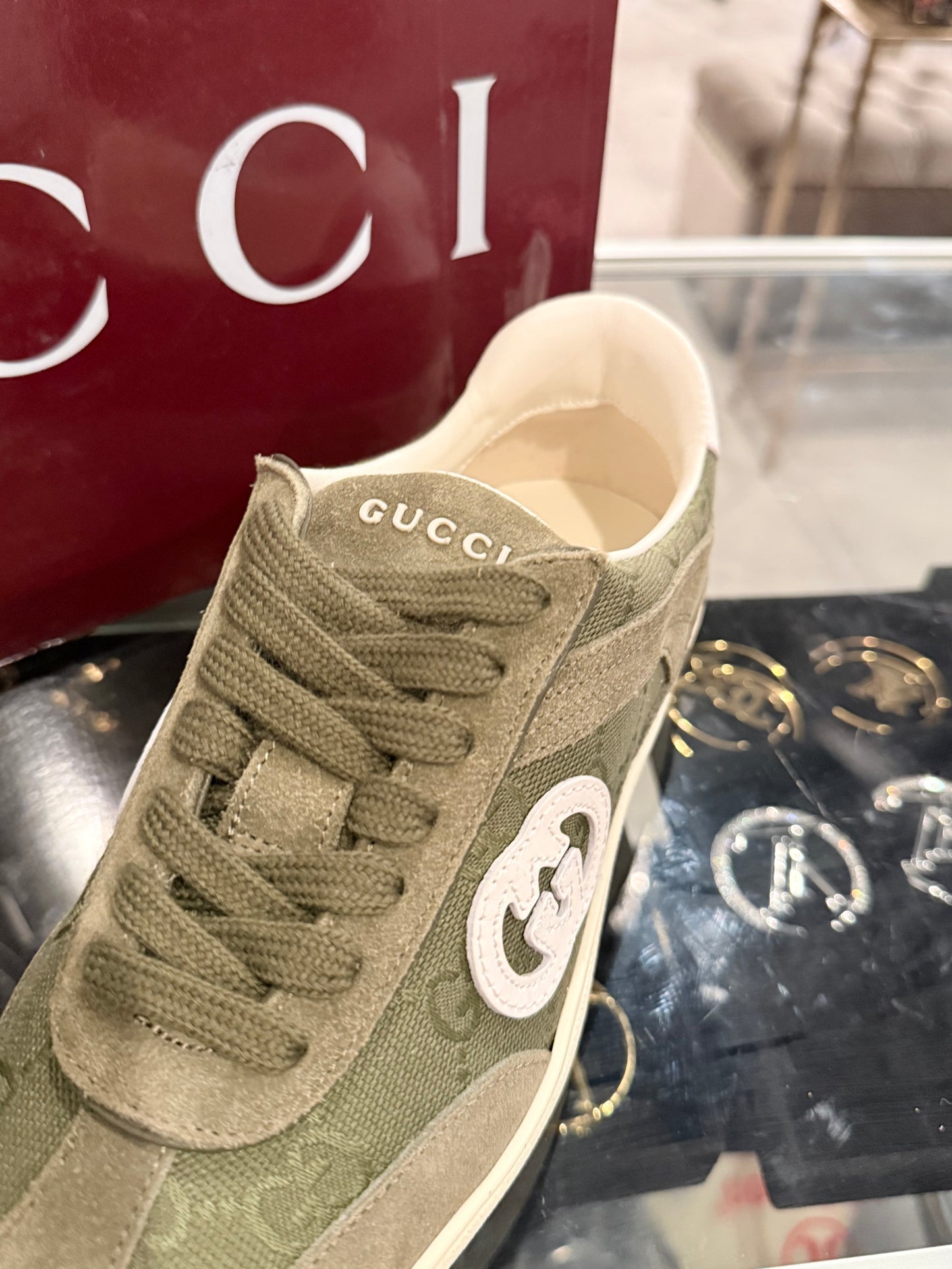 G SNEAKERS