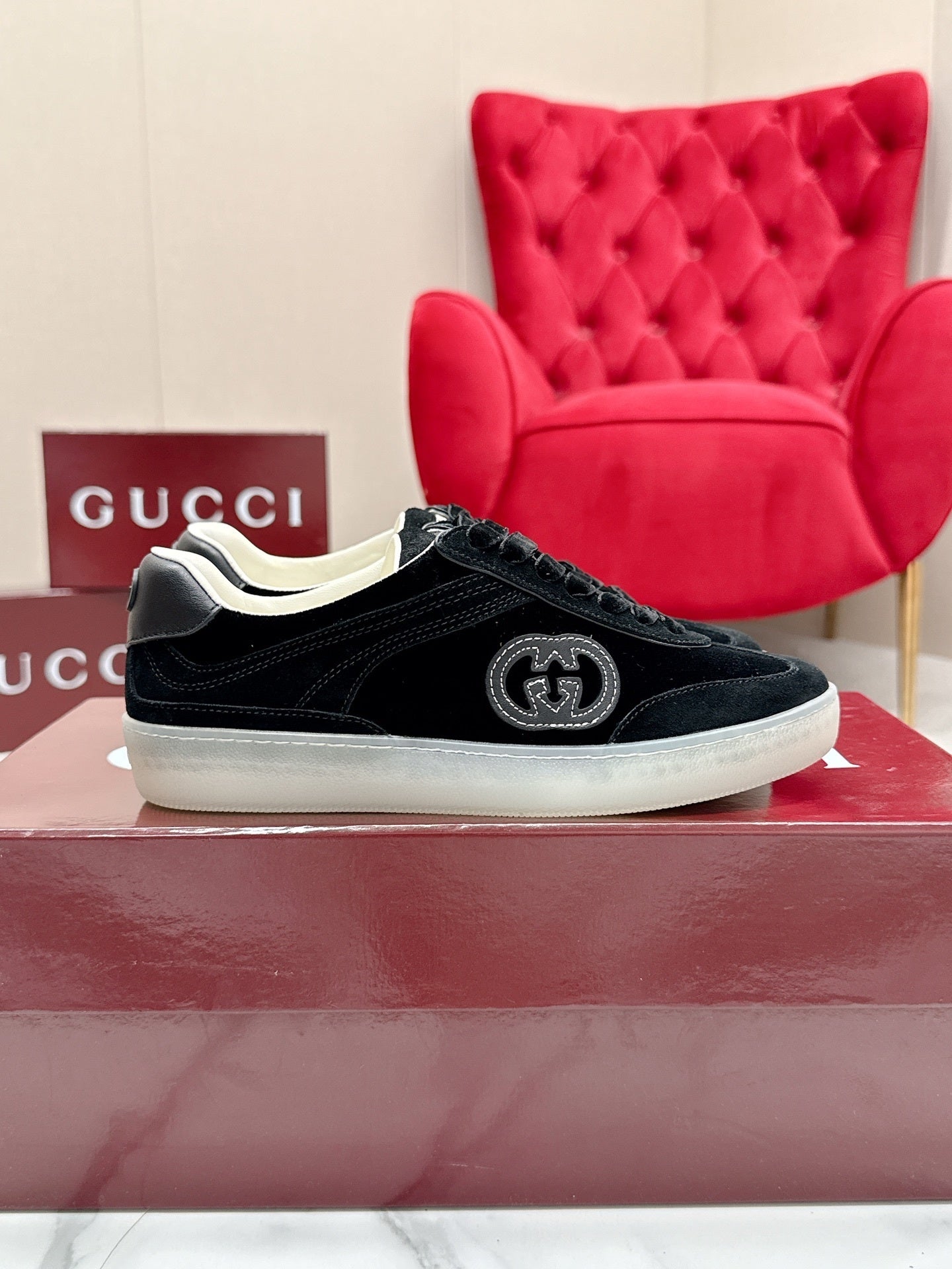 G SNEAKERS ( PRE ORDER)