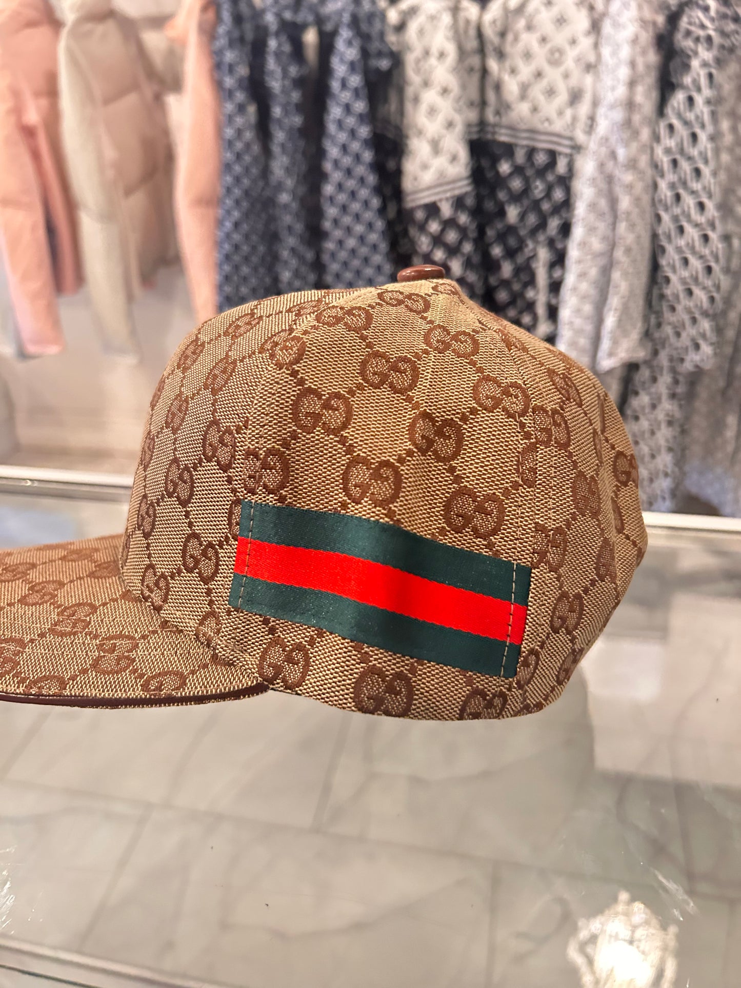 HAT