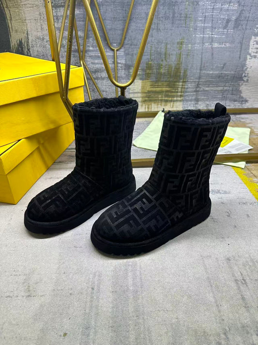 L BOOTS